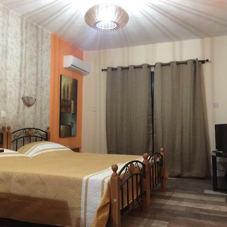 Pomelo Apartments Aya Napa Dış mekan fotoğraf