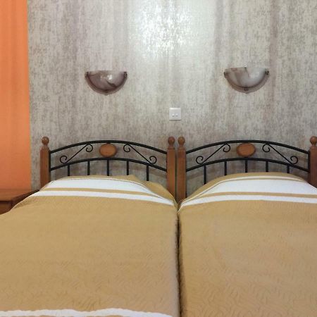Pomelo Apartments Aya Napa Dış mekan fotoğraf