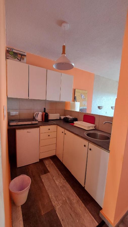 Pomelo Apartments Aya Napa Dış mekan fotoğraf