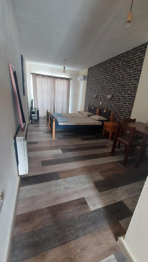 Pomelo Apartments Aya Napa Dış mekan fotoğraf