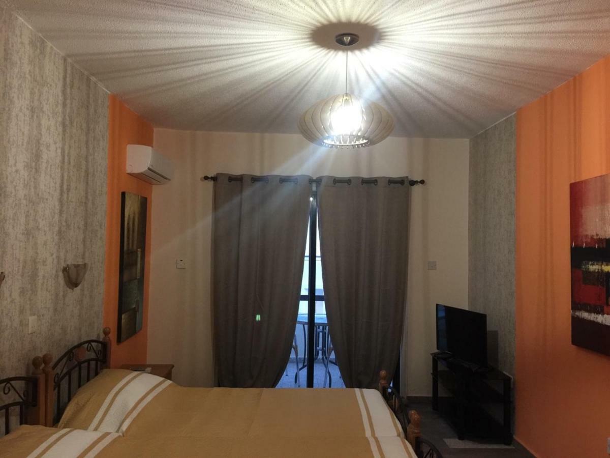 Pomelo Apartments Aya Napa Dış mekan fotoğraf